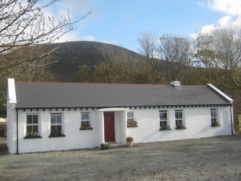 Mia's Self Catering Holiday Cottage Donegal Claggan  Bagian luar foto